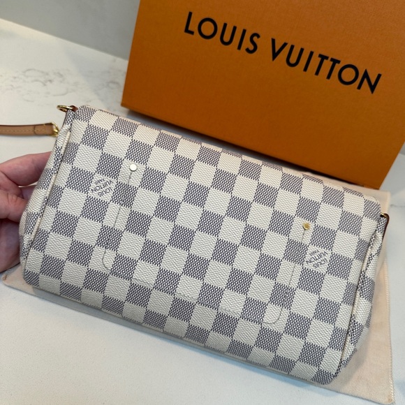 Louis Vuitton Damier Azur Favorite MM - Picture 4 of 15